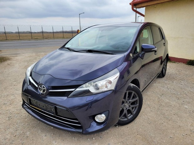 Toyota Verso 1.8 Executive [7 szemly] 1 Tul.!...